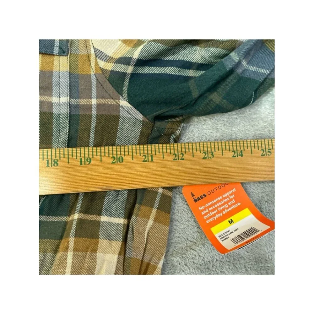 NWT Bass Outdoor Men's M Stretch Flannel Shirt Plaid Long Sleeve